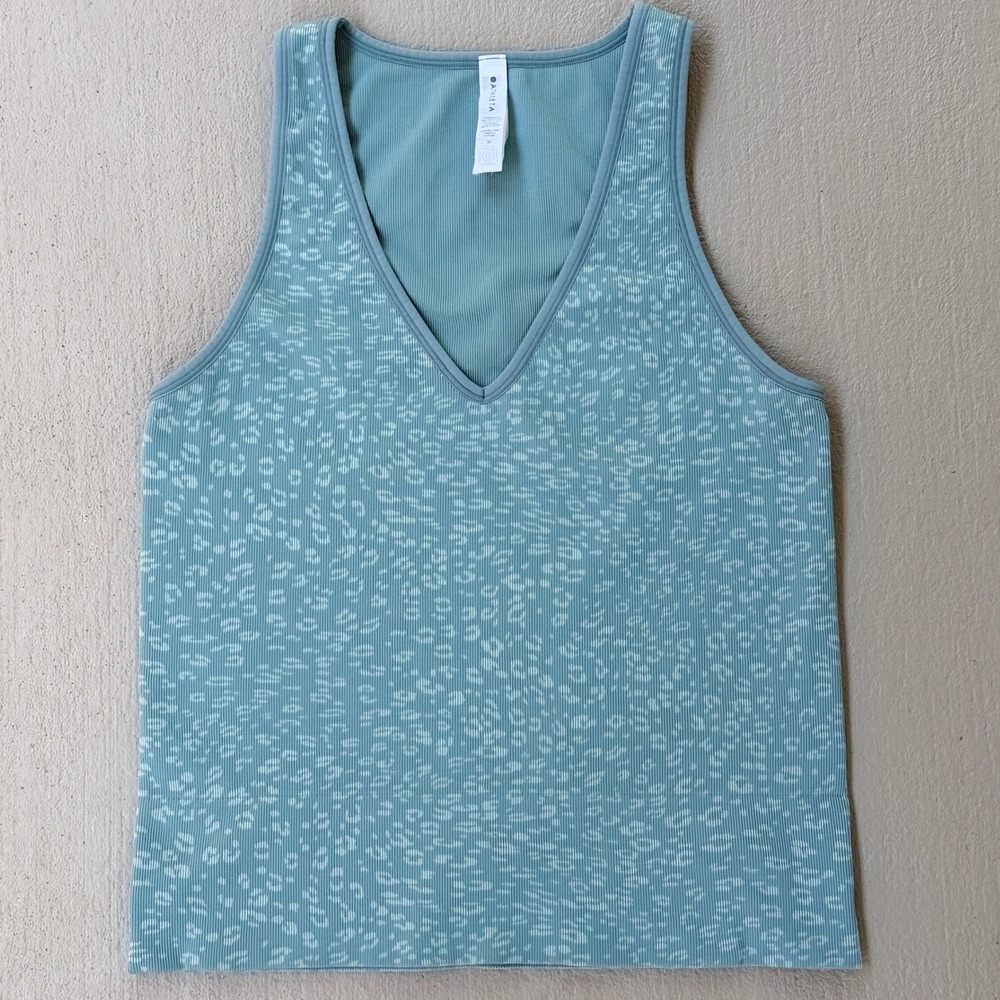 Athleta Aurora Seamless Tank Blue Leopard Animal Print V-Neck Ribbed Top M